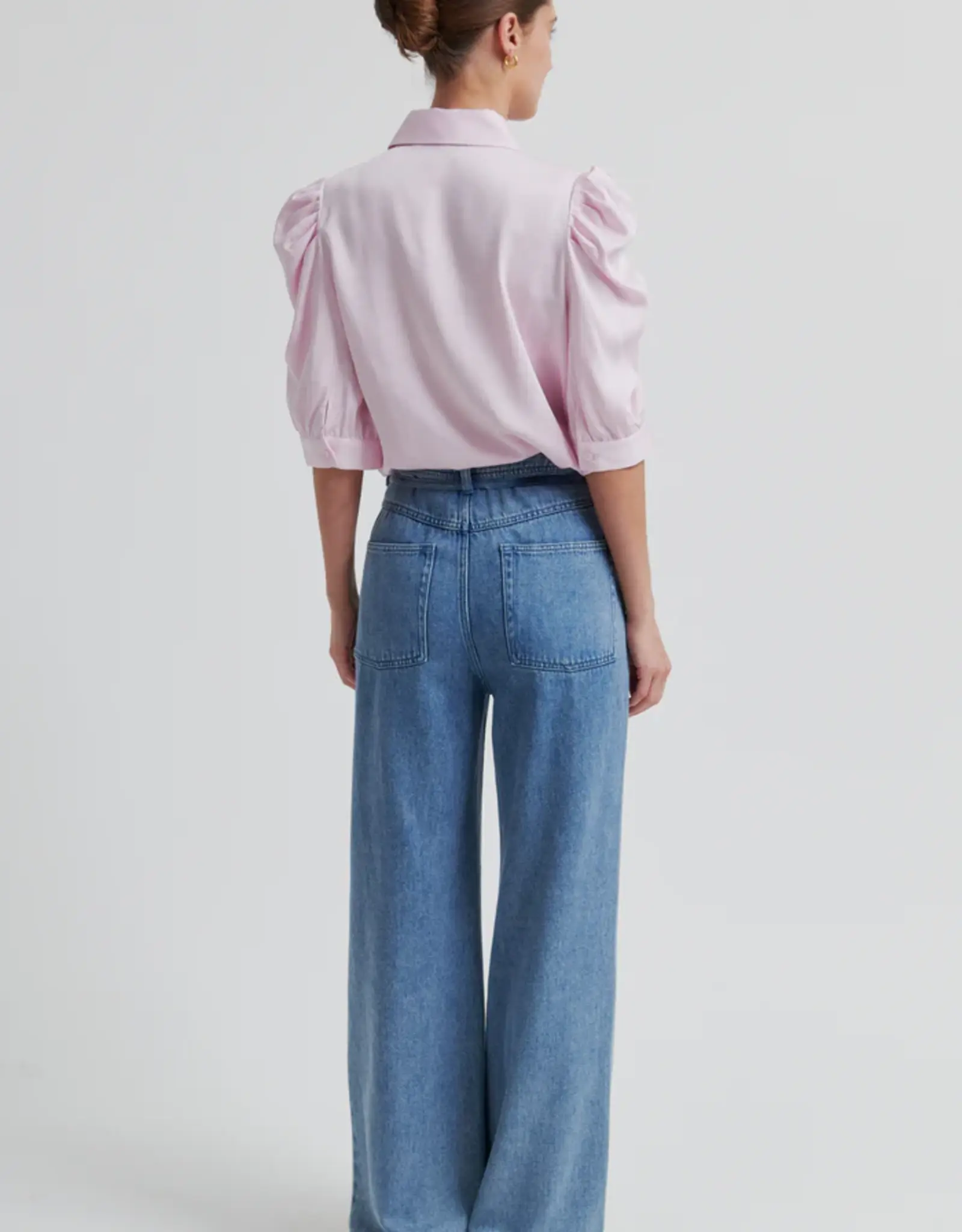 Second female Bloes - Samanta rose