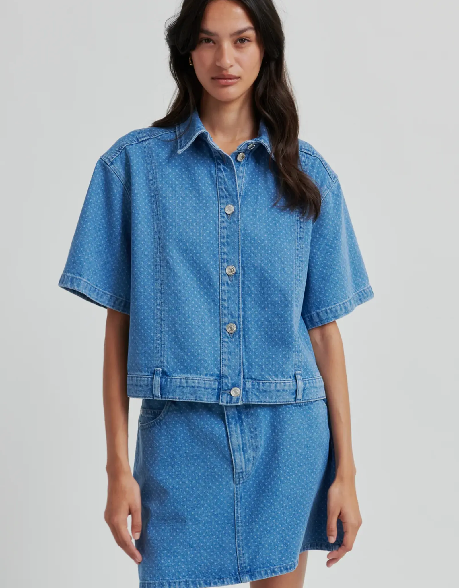 Second Female Shirt - Cama demin