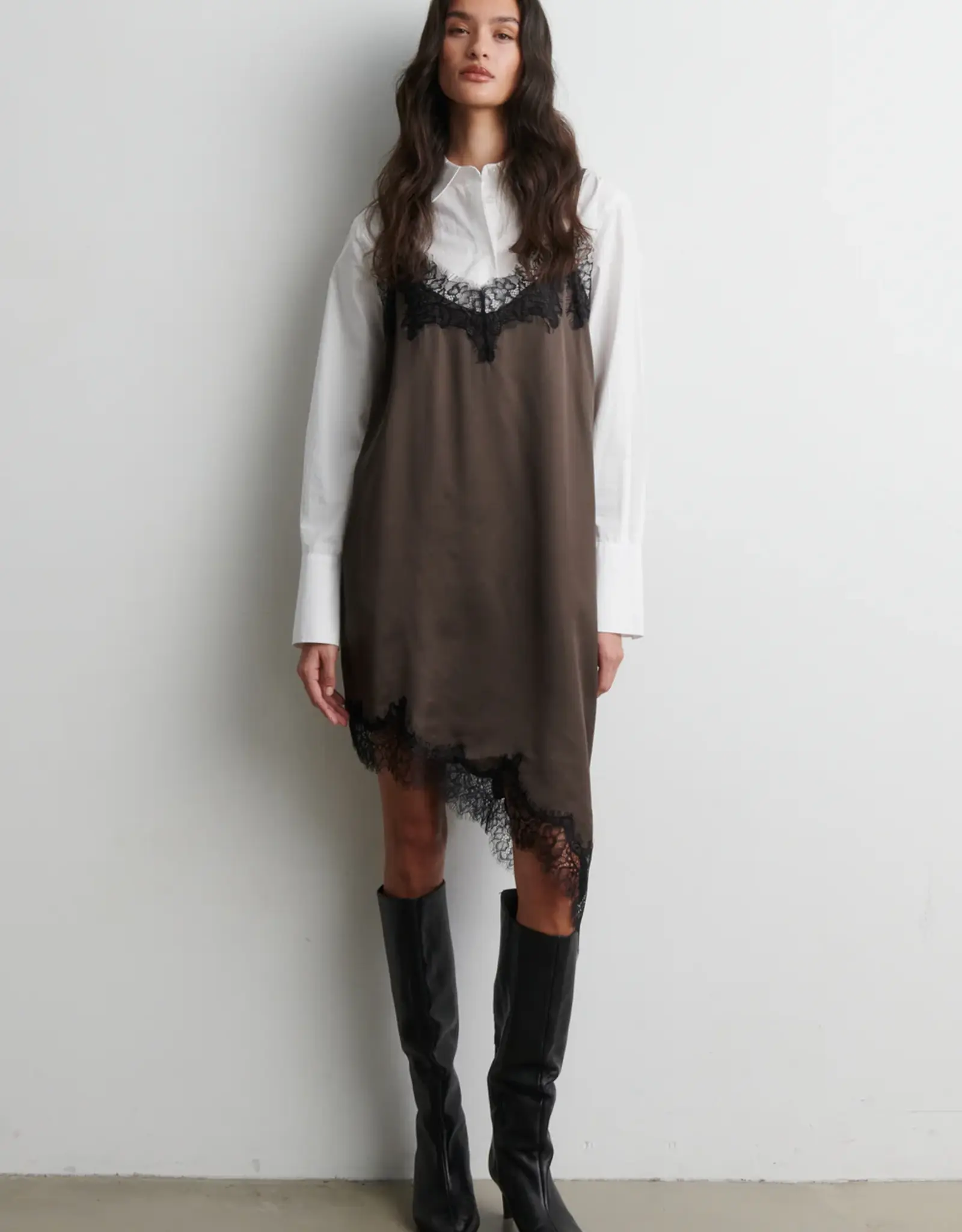 Second Female Kleed - Lacia mini - Wren