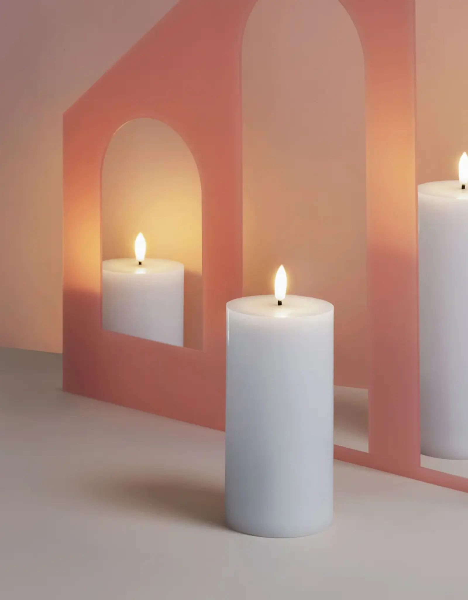 Moods&More LED pillar candle - Melted - silk 74x100