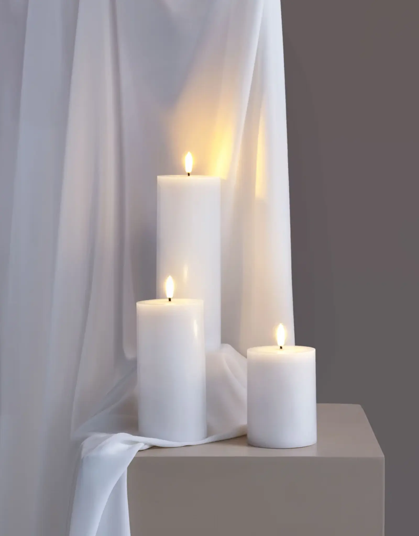 Moods&More LED pillar candle - Melted - silk 74x100