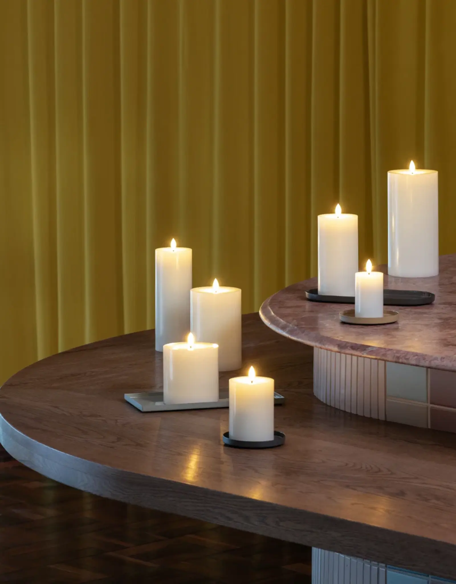 Moods&More LED pillar candle - Melted - Ivory 99x150