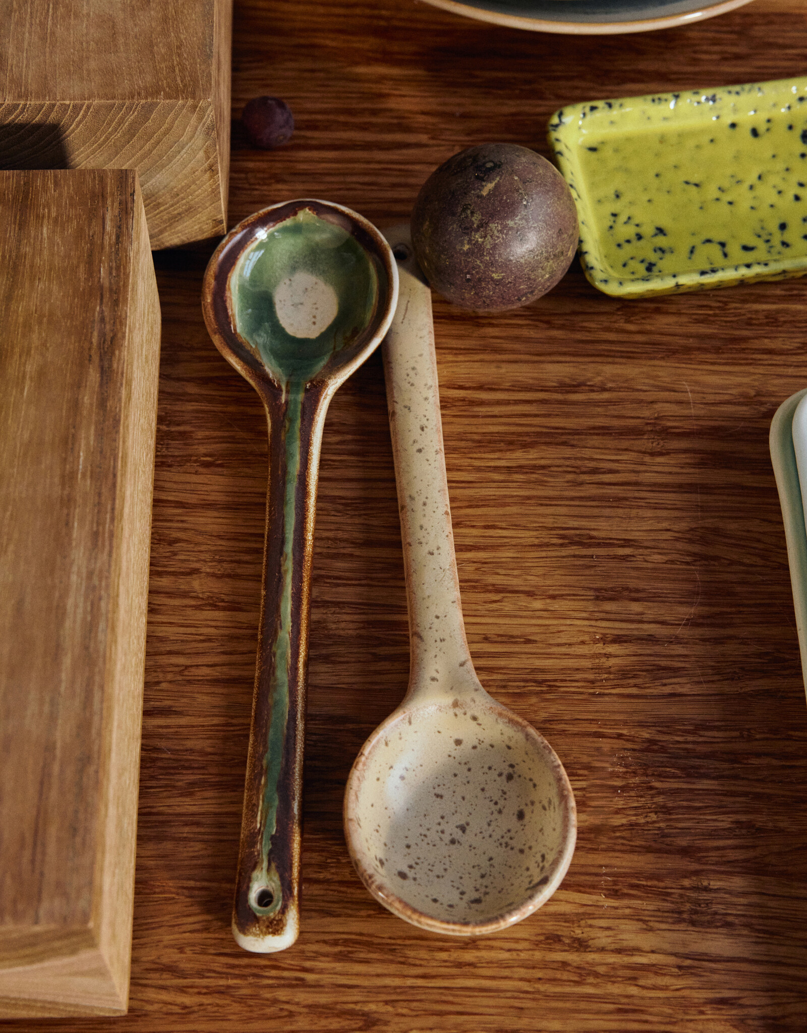 HKliving 70s ceramics- serving spoons hills, set of 2