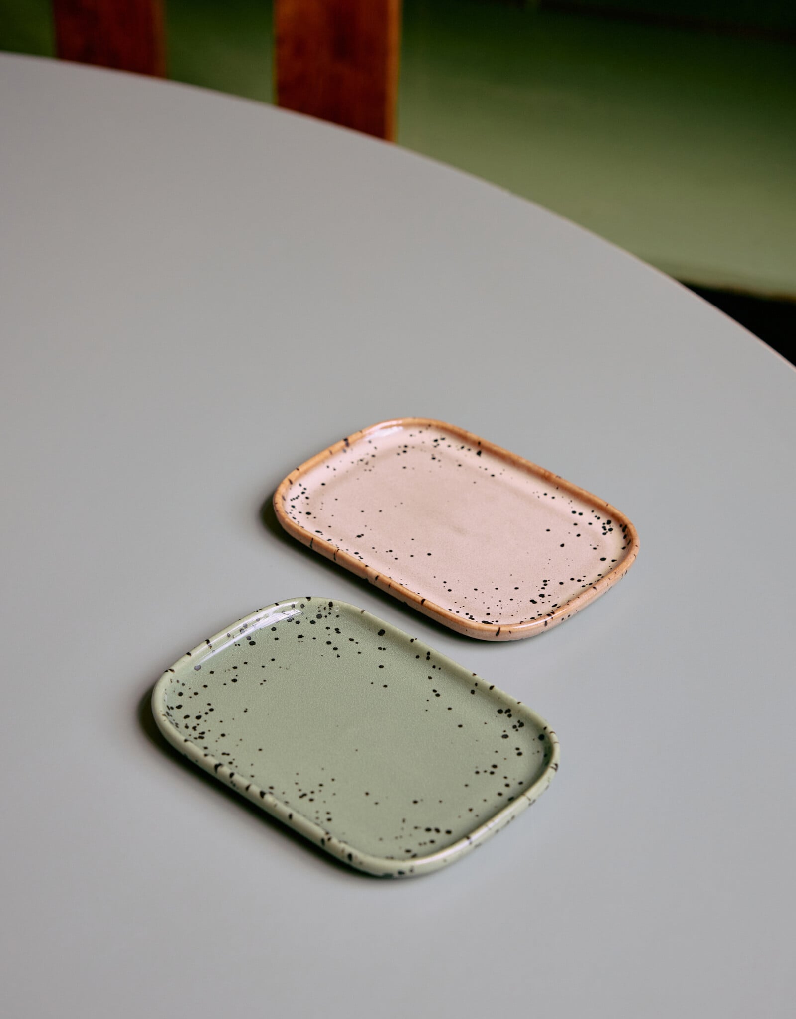 HKliving 70s ceramics - Small trays crayon, set of 2