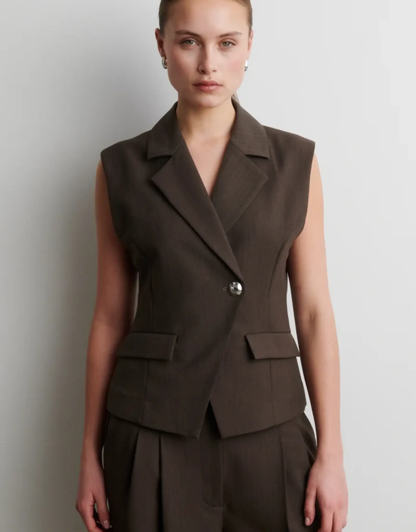 Second Female Waistcoat - Riese bruin