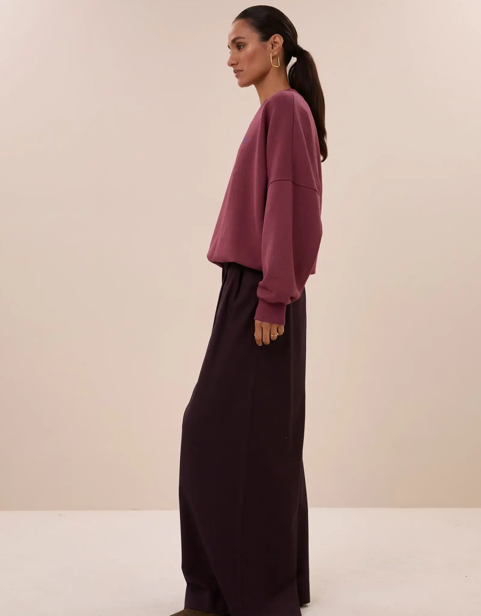 By-bar Trui - Malyn logo - burgundy crush