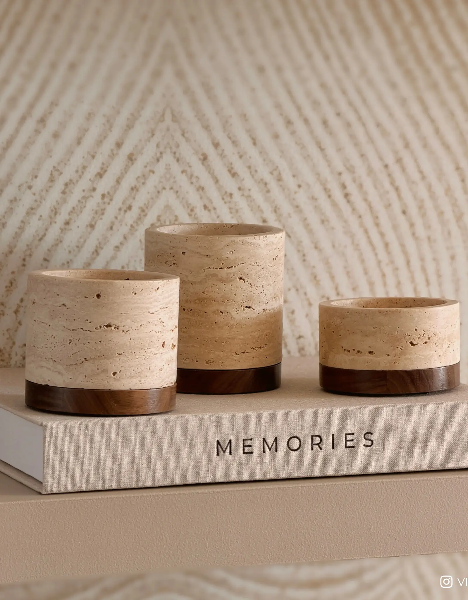 Mooisa Travertine kaarshouder - S 9,5cmx4cm incl hout plateau