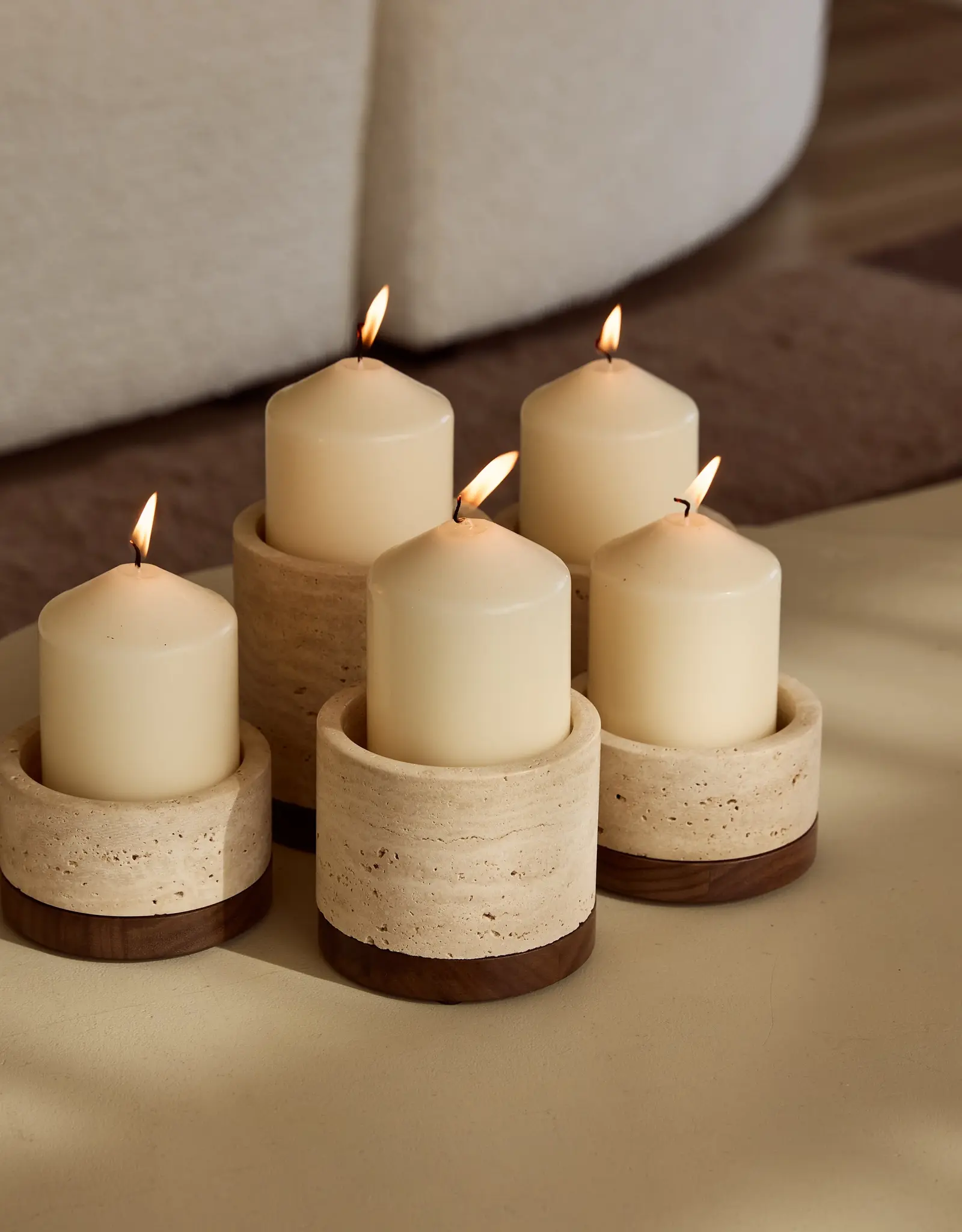 Mooisa Travertine kaarshouder - S 9,5cmx4cm incl hout plateau