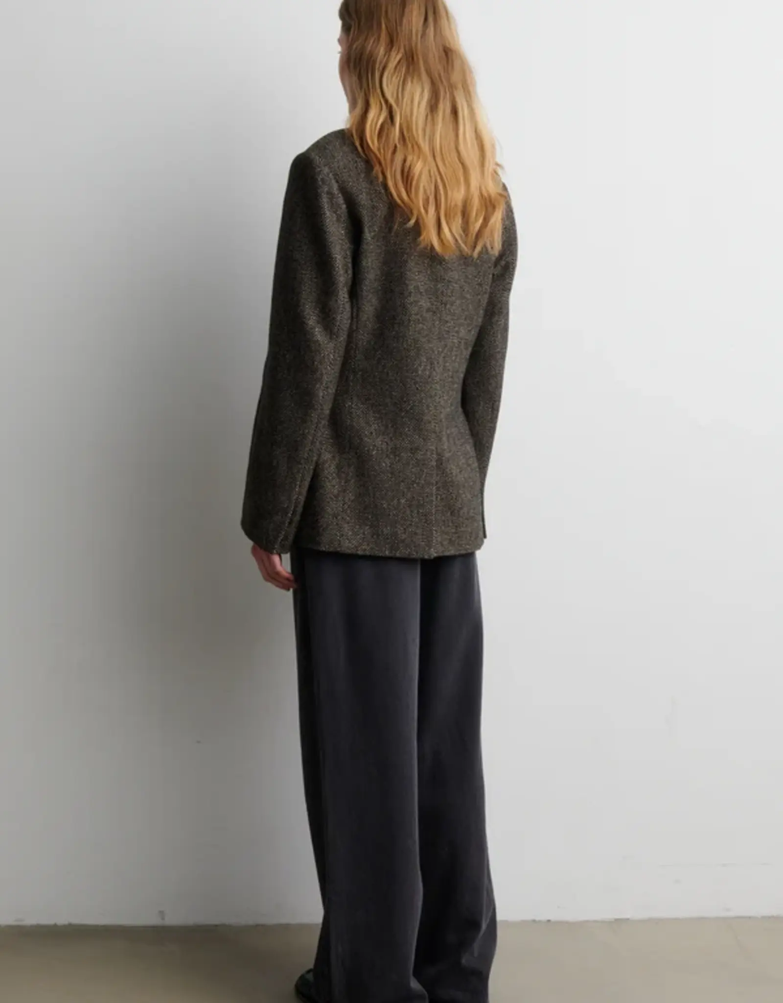 Second Female Jas - Emi new fitted