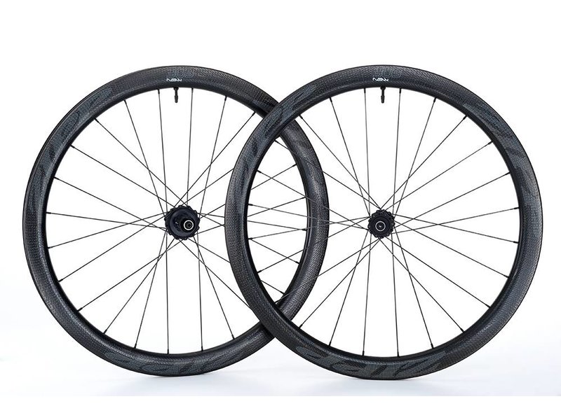 ZIPP Laufrad 303 NSW Tubeless Disc