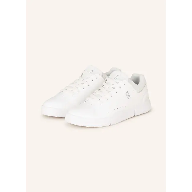On Running THE ROGER Advantage All White
