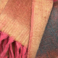 Zapotec soft pink recycled throw