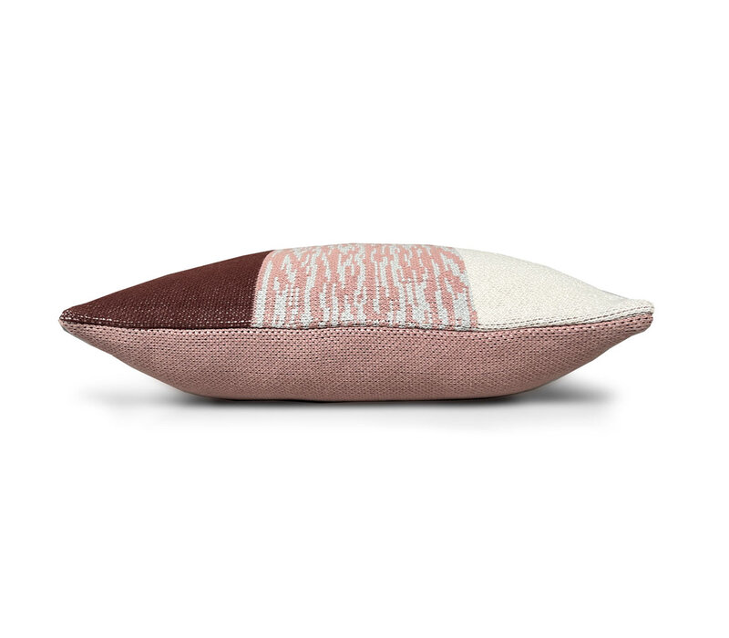 Sunset knitted cushion rusty brown
