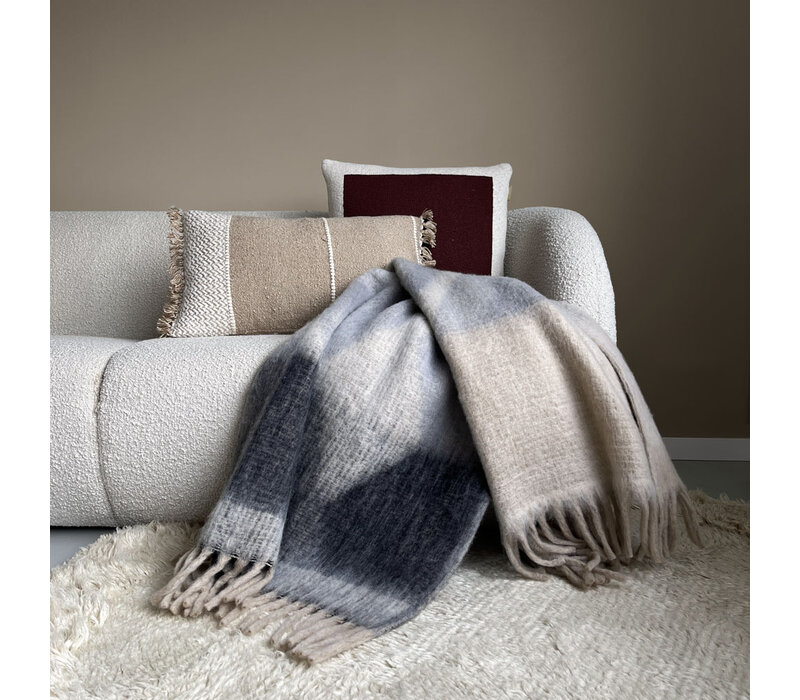 Zapotec soft grey recycled throw