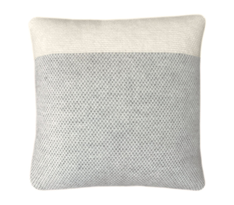 Easy nature wool cushion grey square