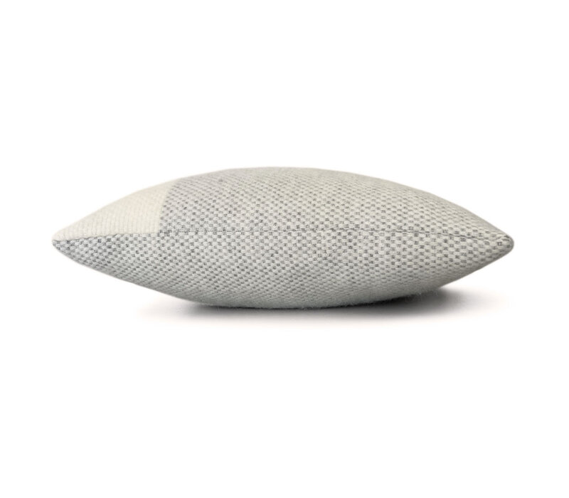 Easy nature wool cushion grey square
