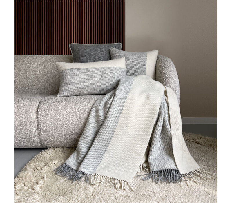 Easy nature wool cushion grey square