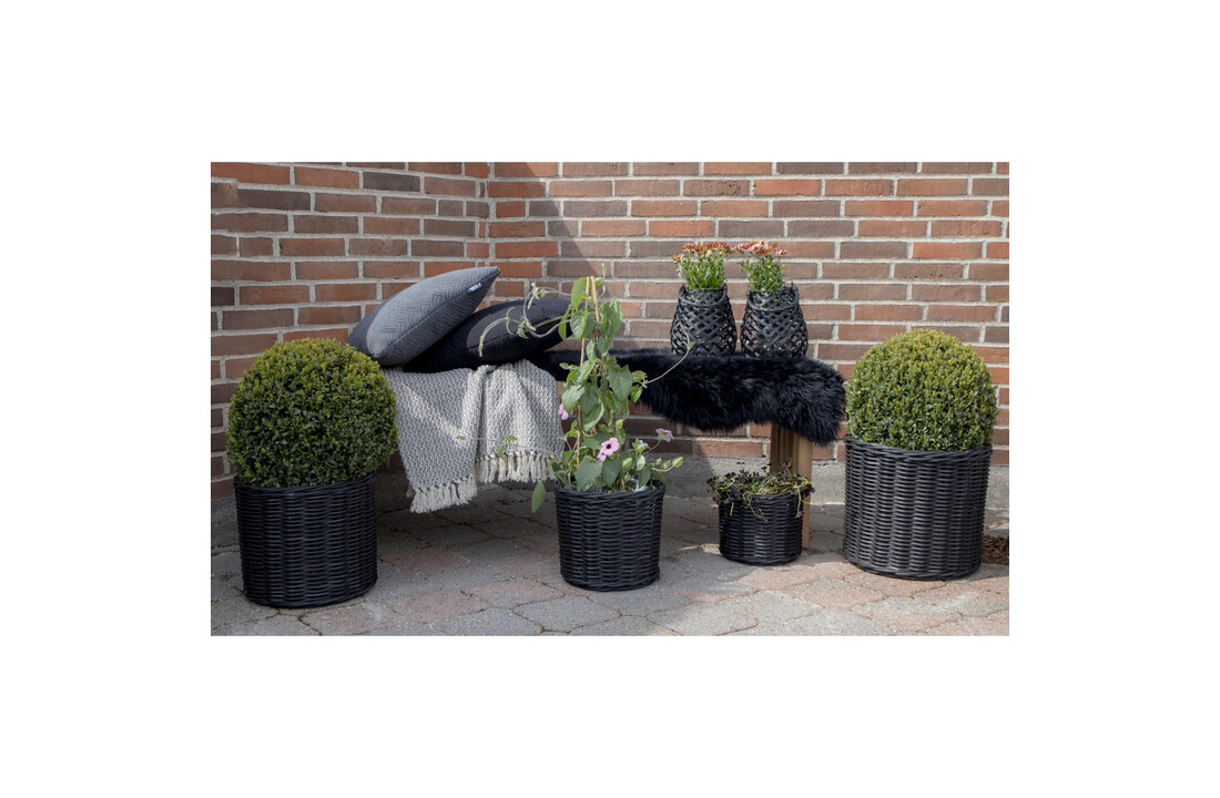 Klassieke zwarte ''Bogor'' Manden - 4 stuks
