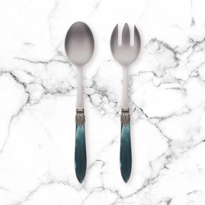 Salad servers