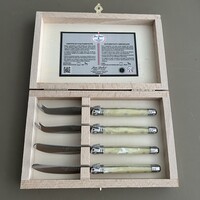 Laguiole Premium 2 Buttermesser & 2 Käsemesser Leichter Horneffekt