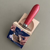 French Classics Oyster Holder & Oyster Knife Red