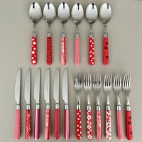 Multi Colour 18-teiliges Besteck-Set Gemischte Dekore Rot