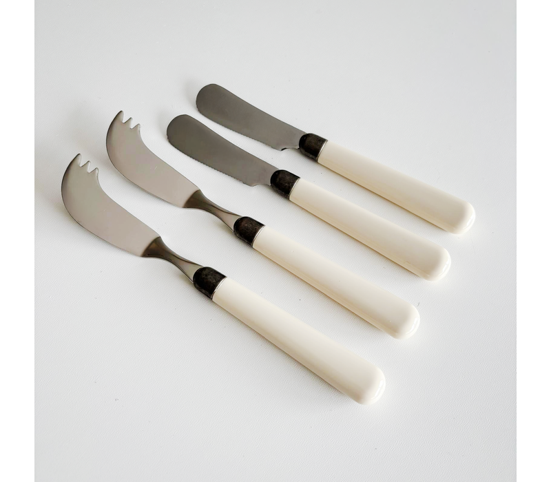Taverne 2 Butter Knives &  2 Cheese Knives Ivory
