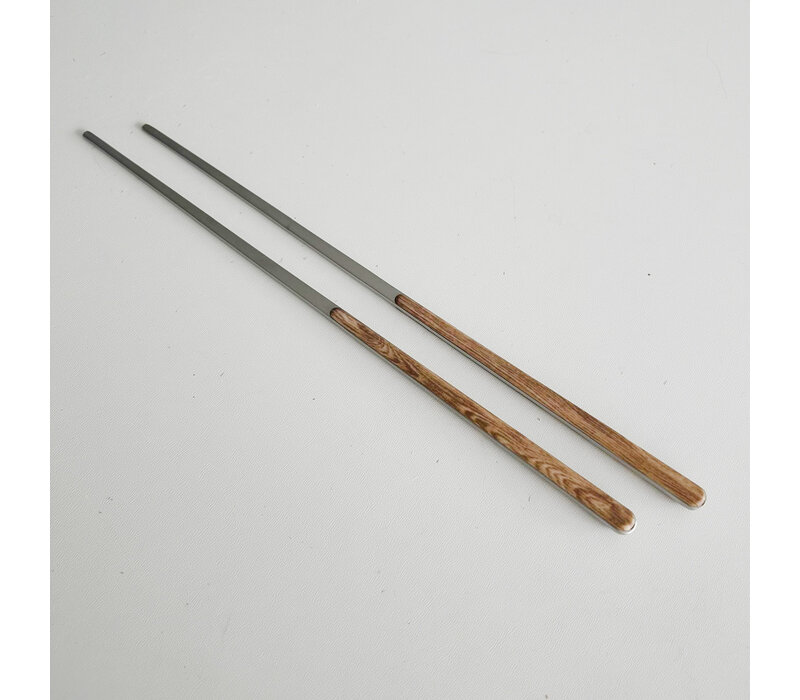 Oriental Design 2 Chopsticks  'Cedar'
