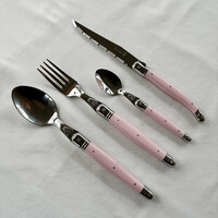 Laguiole Classic Steak Besteck (24-teilig) – Für 6 Personen – 'Pastell Rosa' in Holzbox | Französisches Design