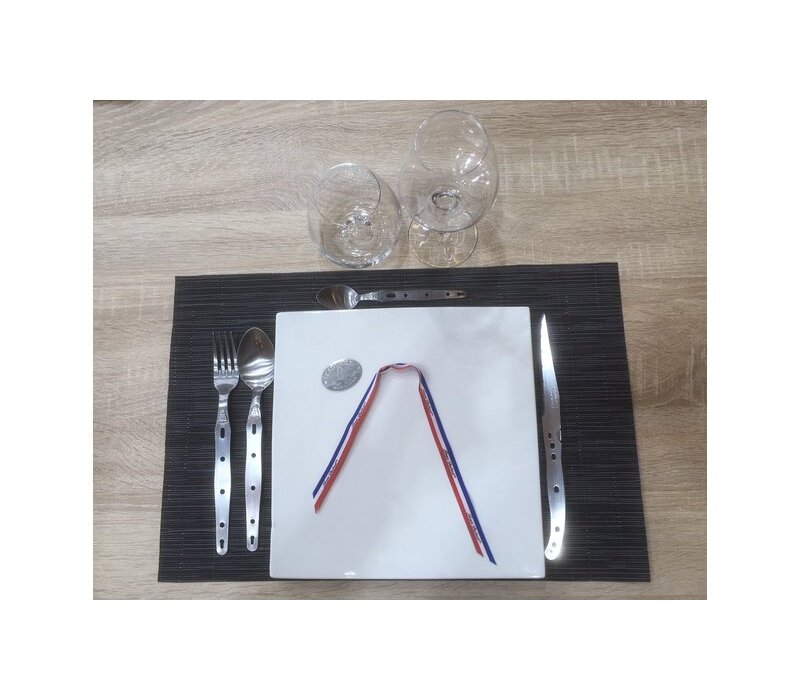 SL2610 Jean Dubost Laguiole Coffret de 24 couverts de camping/pique-nique en coffret bois