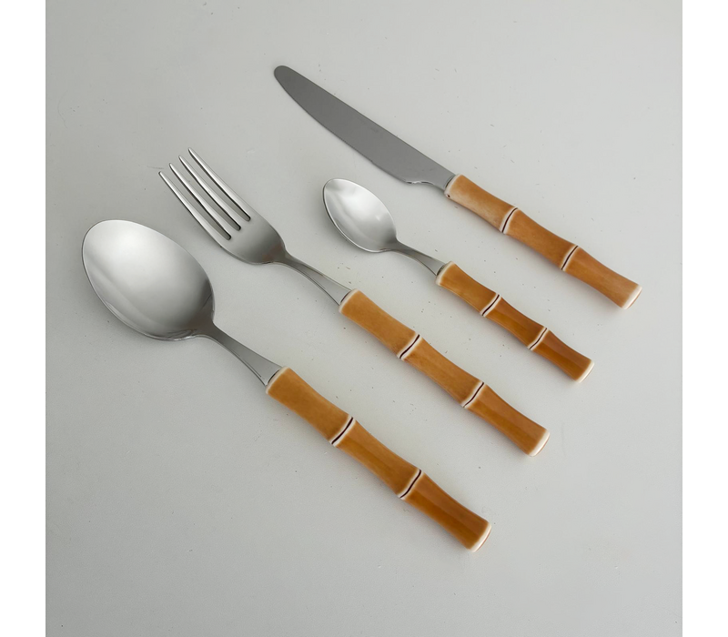 Ensemble de Couverts 24 pièces – Design Bambou Marron Clair – Plastique Résistant
