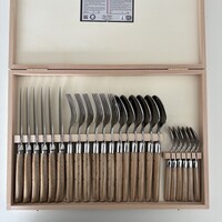 Laguiole Premium Besteckset 24-teilig Eiche im Holzbox