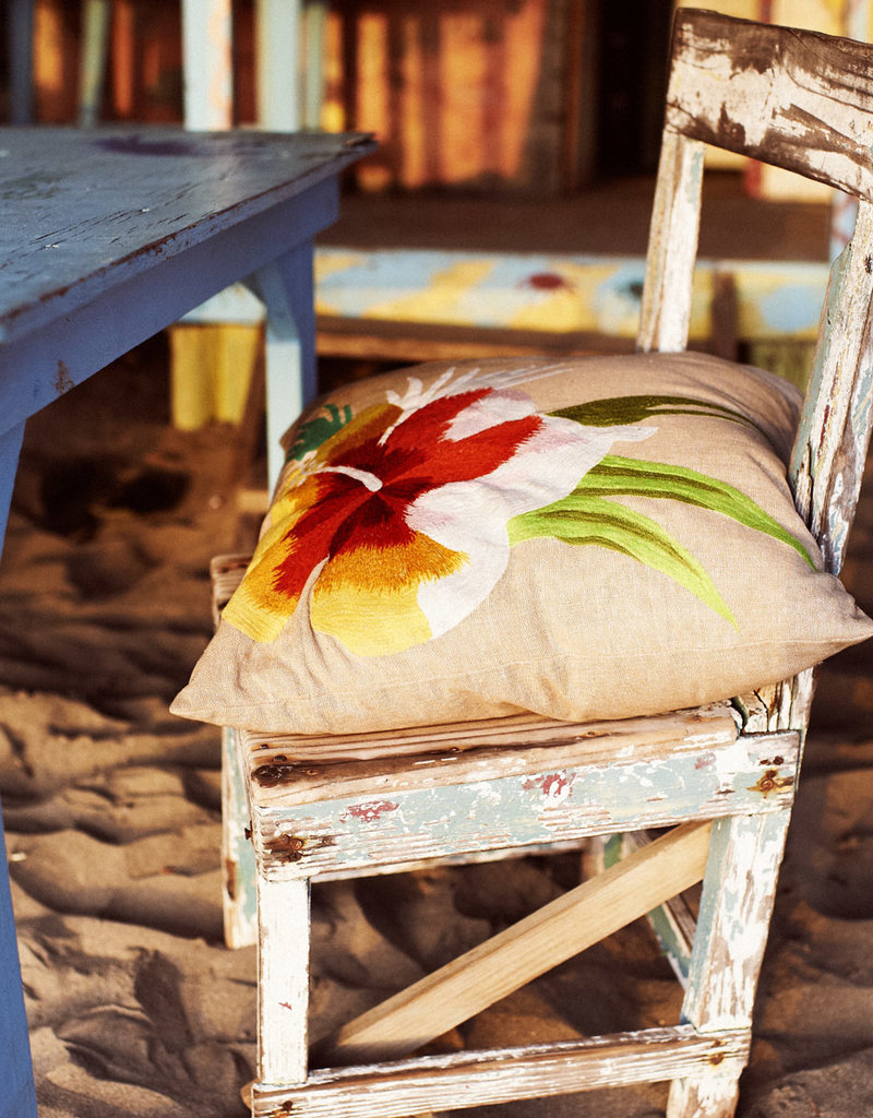 Pacific flower jute cushion