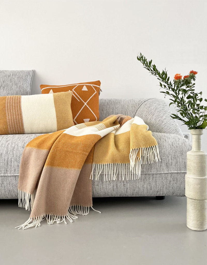 Festivity wool throw yellow