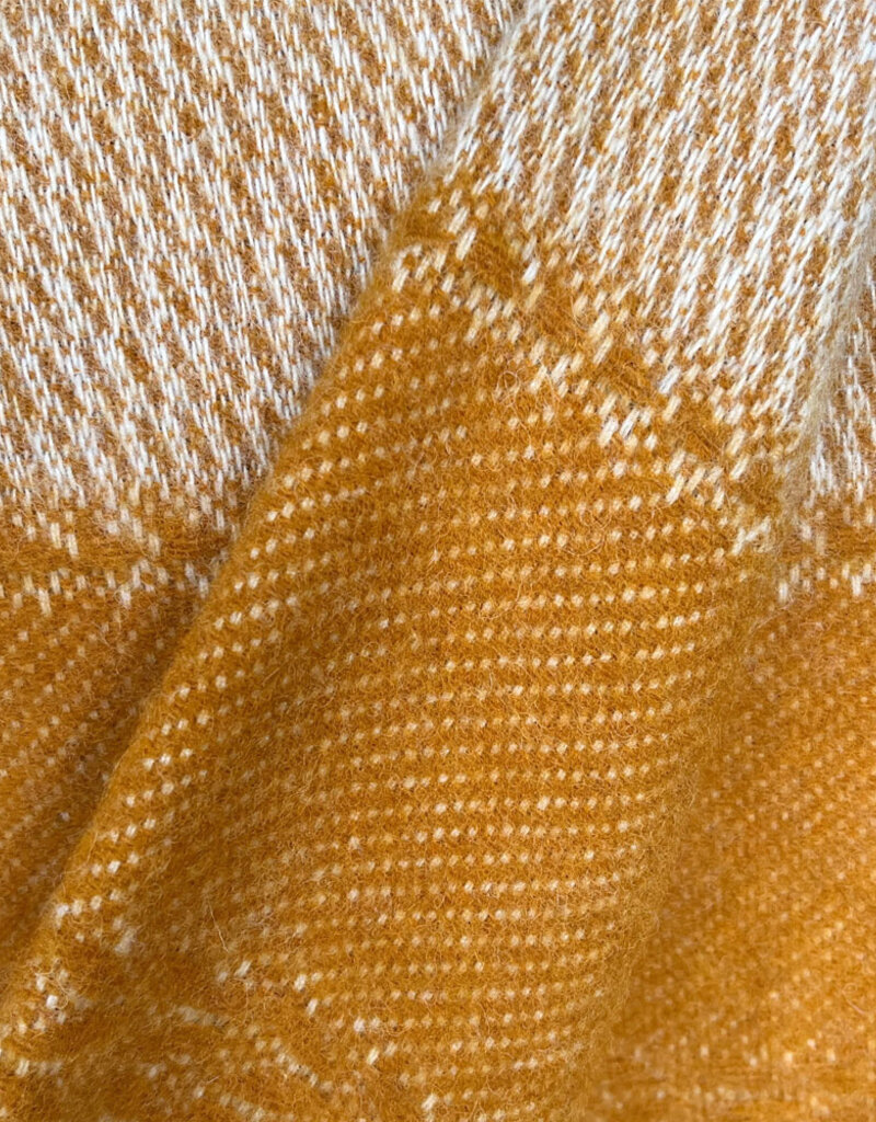 Uptown wool throw ocre