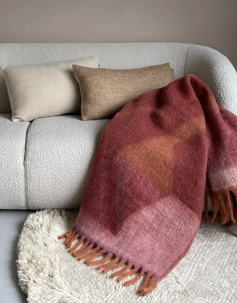 Zapotec soft spicy red recycled throw