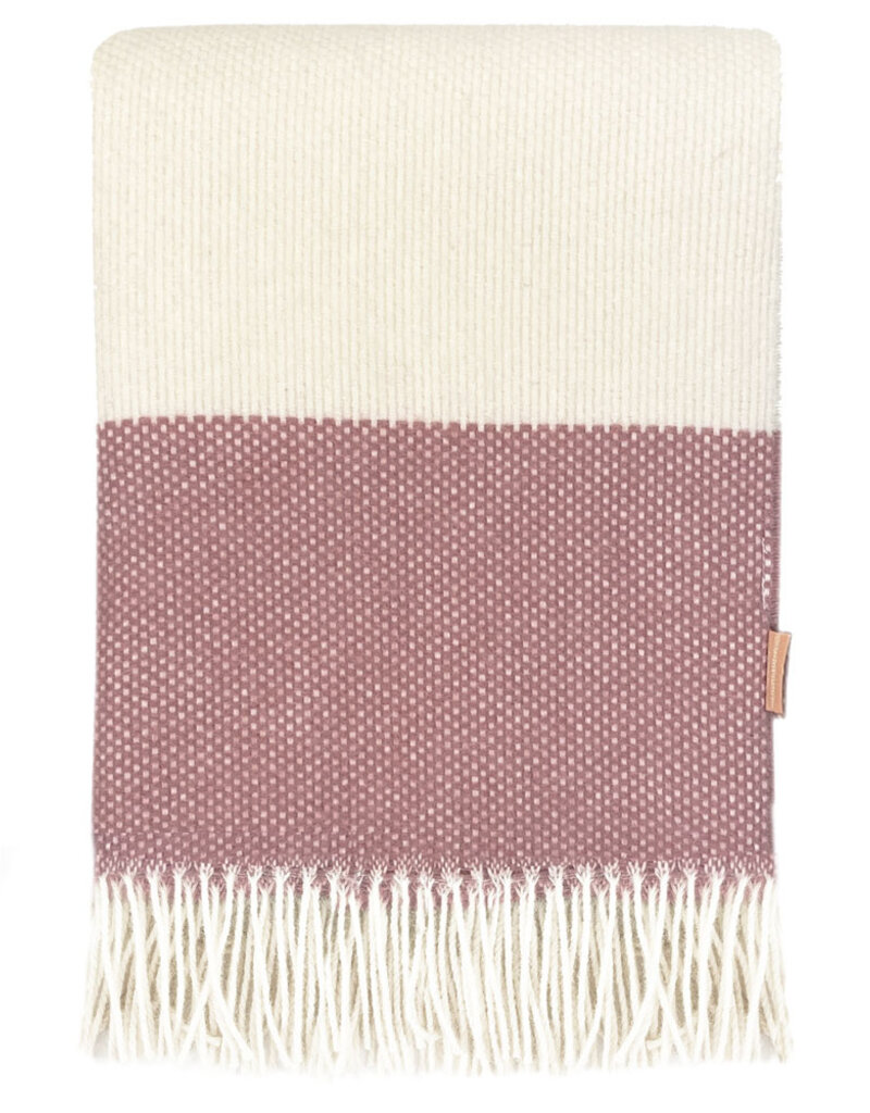 Festivity wool throw dawn pink