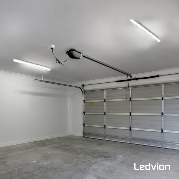 Ledvion LED Feuchtraumleuchte mit Sensor 120CM - 12W - 6500K - IP65 - Inkl. LED Röhre