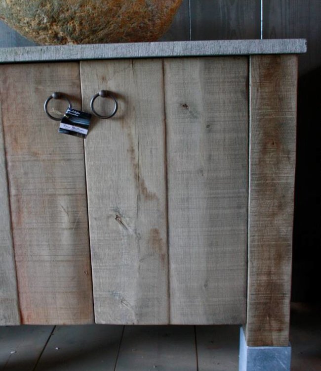 Rene Houtman Badkamermeubel eikenhout met Belgisch hardstenen blad en rivierkom