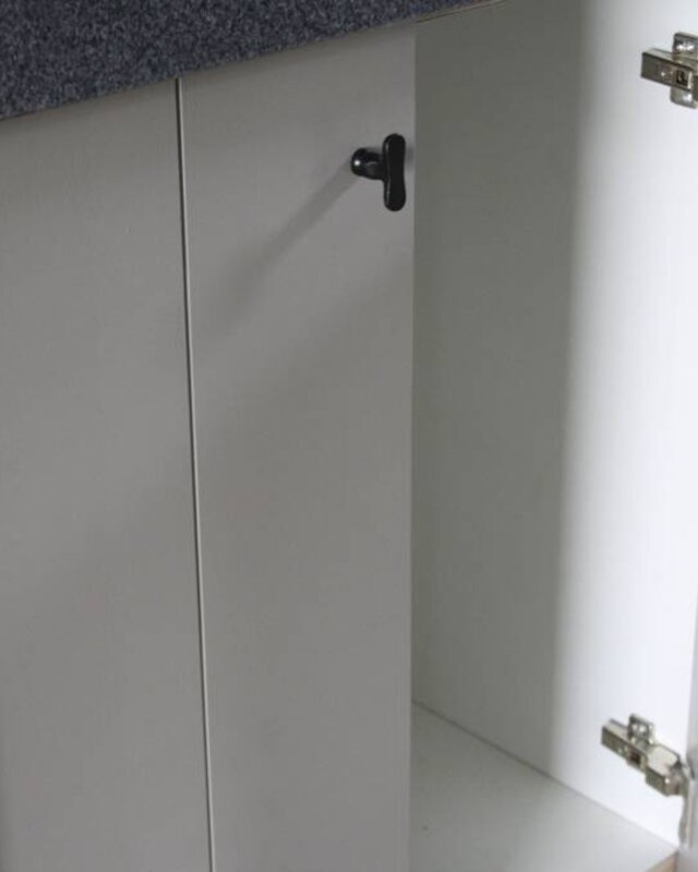 Rene Houtman Landelijk badkamermeubel Dieke grijs met dubbele spoelbak graniet 140 cm