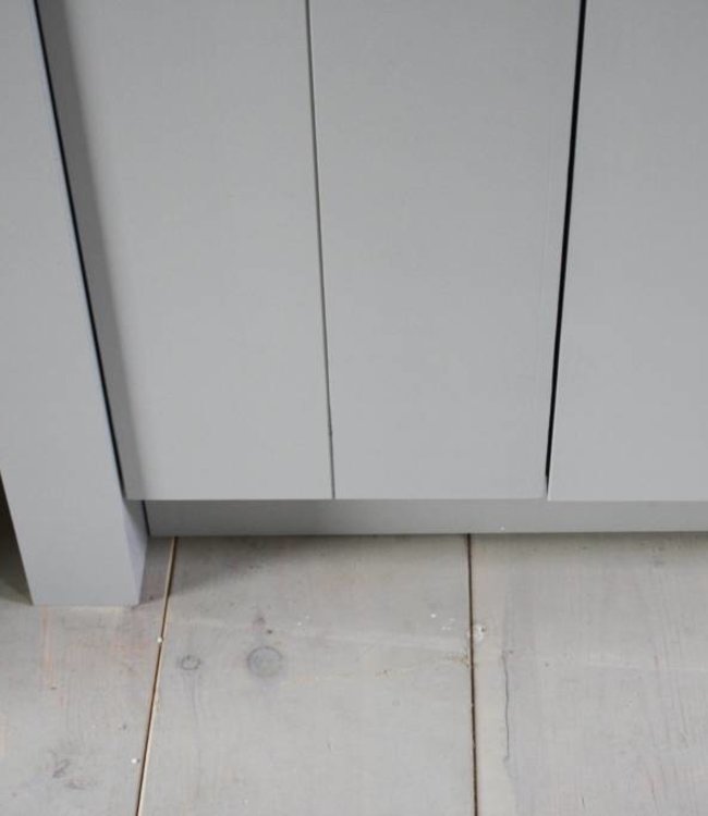 Rene Houtman Landelijk badkamermeubel Dieke grijs met dubbele spoelbak graniet 140 cm