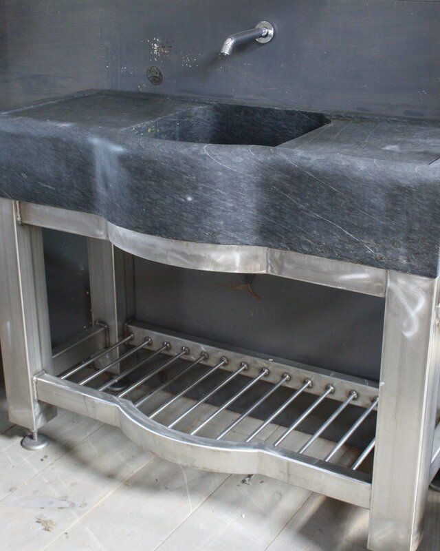 Rene Houtman Badkamermeubel RVS + Belgisch hardstenen blad 130 cm