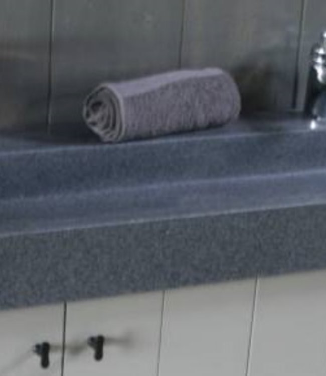 Rene Houtman Granieten wastafel 140 cm met 2 kraangaten