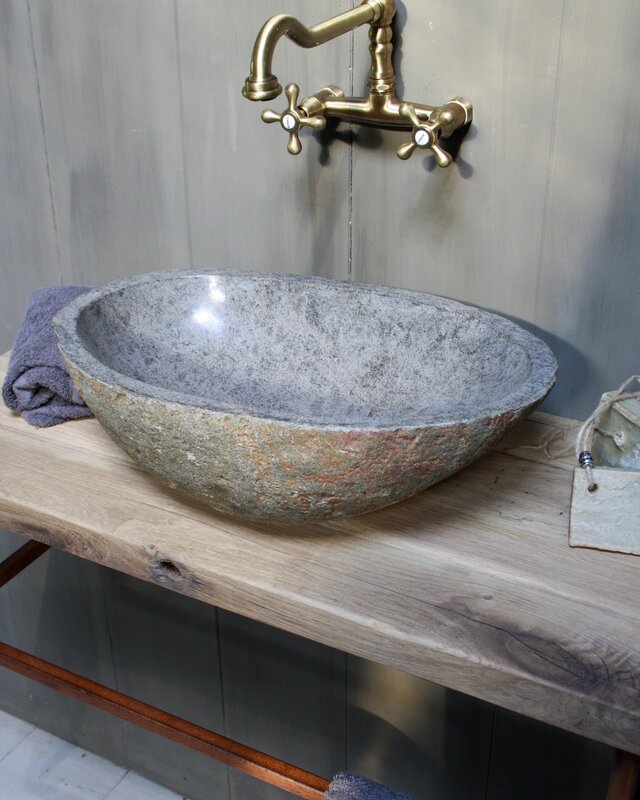 Rene Houtman Zwevend badkamermeubel oud eikenhout 90 cm met rivierstenen waskom