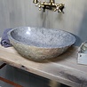Rene Houtman Zwevend badkamermeubel oud eikenhout 90 cm met rivierstenen waskom Rene Houtman Zwevend badkamermeubel oud eikenhout 90 cm met rivierstenen waskom