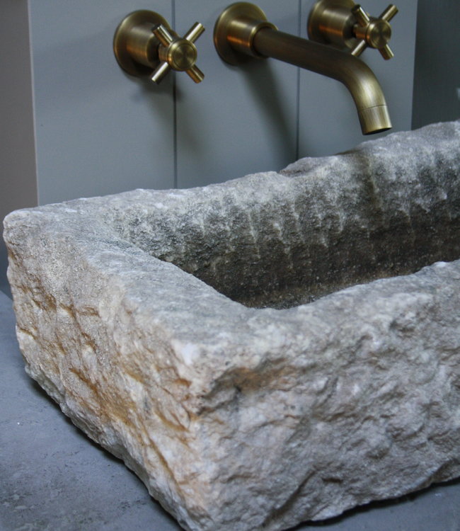 Rene Houtman Balencia Muurkraan inbouw wastafelkraan messing geborsteld