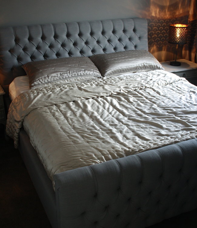 Rene Houtman Darlton Ledikant Gecapitonneerd Stof Grijs