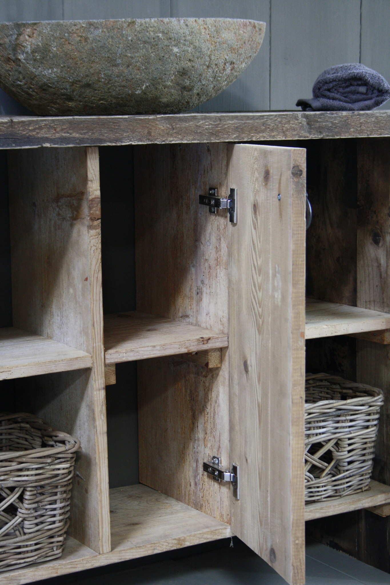 Rene Houtman Oud houten badkamermeubel/Sidetable Kelsey 110 cm
