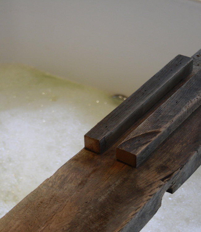 Rene Houtman Badplank Met Boekenhouder Eiken Wagonhout