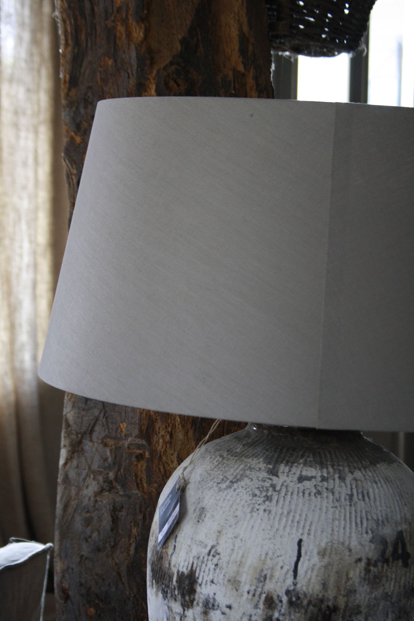 Rene Houtman Kruiklamp oude rijstwijnpot + kap 83 cm